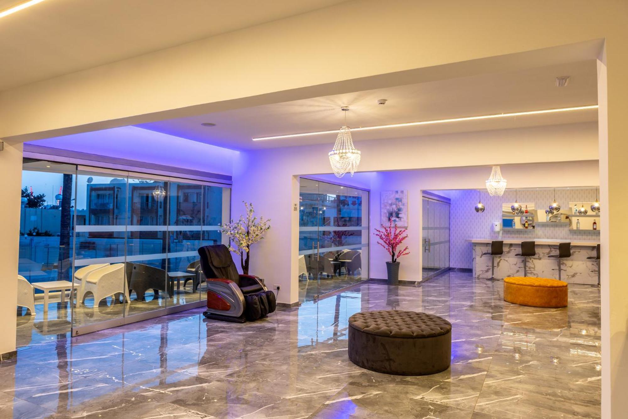 Milea Hotel ไอยานาปา ภายนอก รูปภาพ